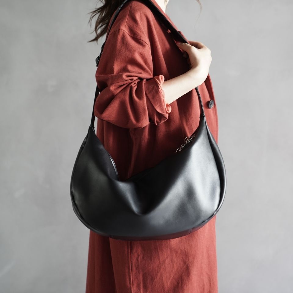 editor's bag for iPad（hobobag）｜amity_sensei – backroom