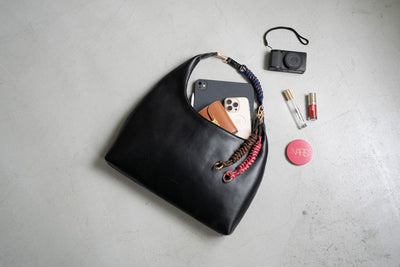 editor's bag for iPad（moon bag）